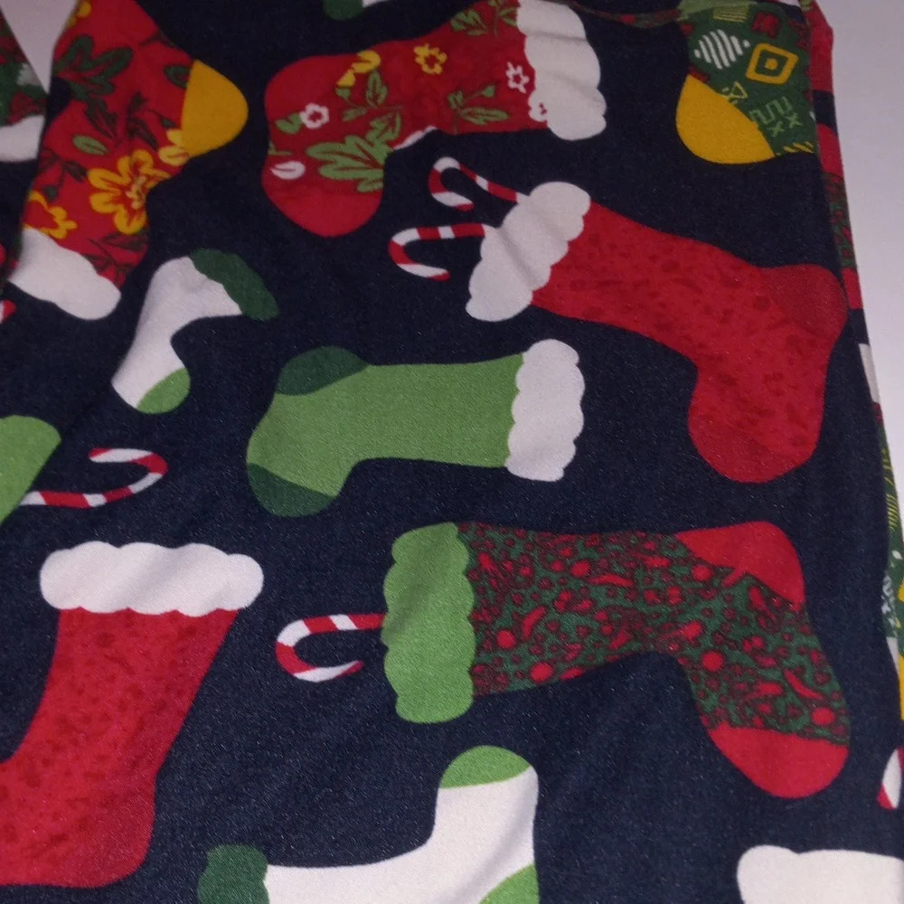 LuLaRoe Holiday leggings - Picture 2 of 5